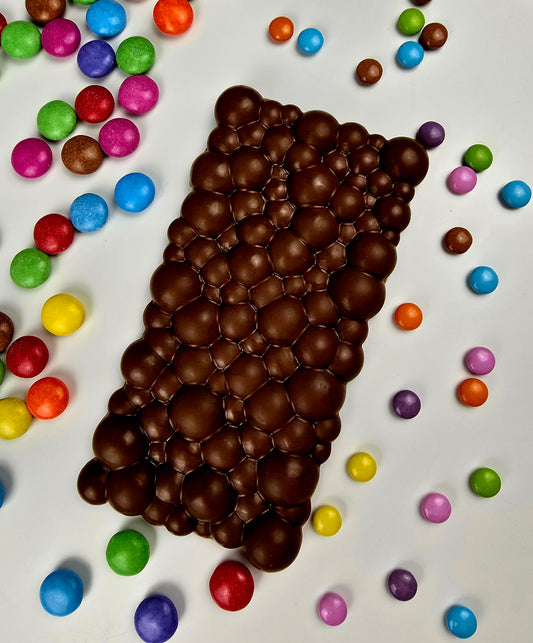 Schokolade mit bunten Smarties